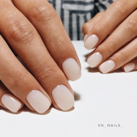 Nails #bbloggers #fbloggers #fblchat #lbloggers #Influencerrt #ukbloggers Off White Nail Color, White Dress Nails, Metallic White Nails, Off White Nails Designs, Gel Manicure White, Nails For Royal Blue Dress, Nails With Blue Dress, Blue Dress Nails, White Manicure Ideas