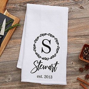 Personalized Kitchen Towels & More | Personalization Mall Thanksgiving Host Gift, Embroidery Kitchen Towels, Personalised Placemats, Tea Towels Diy, Personalization Mall, Personalized Tea Towel, Waffle Weave Towels, Monogram Towels, Towel Embroidery