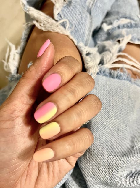 Horizontal Ombre Nails, Vertical Ombré Nails, Vertical Ombre Nails, Ombré Nails, Nail Fashion, Beauty Ideas, Ombre Nails, Trendy Nails, Fashion Nails