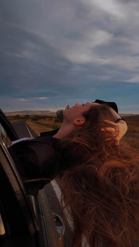 Hair Out The Car Window, Leaning Out Car Window Pose, Hanging Out The Window Pics, Leaning Out Of Car Window Aesthetic, Out The Window Aesthetic Car, Hanging Out Car Window Aesthetic, Hanging Out The Car Window Pics, Looking Out Car Window Aesthetic, Outside Car Window Photoshoot