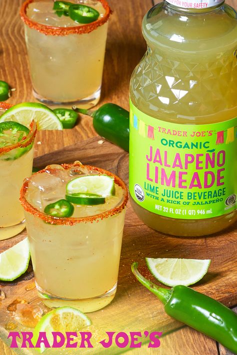 Trader Joe's Organic Jalapeño Limeade; shown in 3 glasses with chile lime salted rims, garnished with jalapeño slices and lime wedges Jalapeño Limeade, Jalapeno Lemonade, Limeade Margarita, Limeade Drinks, Spicy Margarita Recipe, Homemade Sorbet, Cold Brew Iced Tea, Chile Jalapeño, Jalapeno Margarita