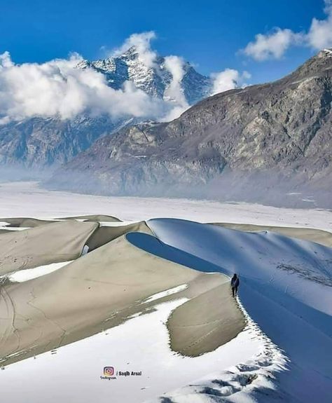 Skardu Valley, Cold Desert, Cold Deserts, Desert Area, Catch Flights, Cool Journals, Gilgit Baltistan, Beautiful Nature Scenes, Pretty Places