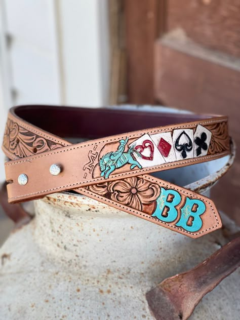 Western Leather Belt Patterns, Leather Belt Ideas Western, Cute Western Leather Belts, Tooled Western Belt, Leather Belts Western Tooled, Custom Tooled Belt, Western Belt Designs, Custom Leather Belts With Name, Tooled Purse Strap