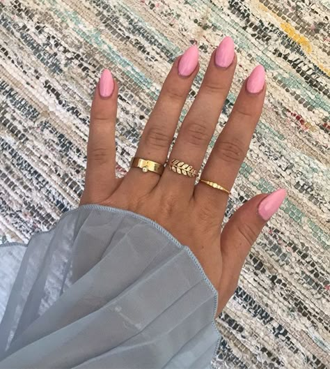 Solid Color Acrylic Nails, Light Pink Acrylic Nails, Copenhagen Living, Almond Nails Pink, Pastel Pink Nails, Pink Tip Nails, Matte Pink Nails, Florida Nails, Solid Color Nails