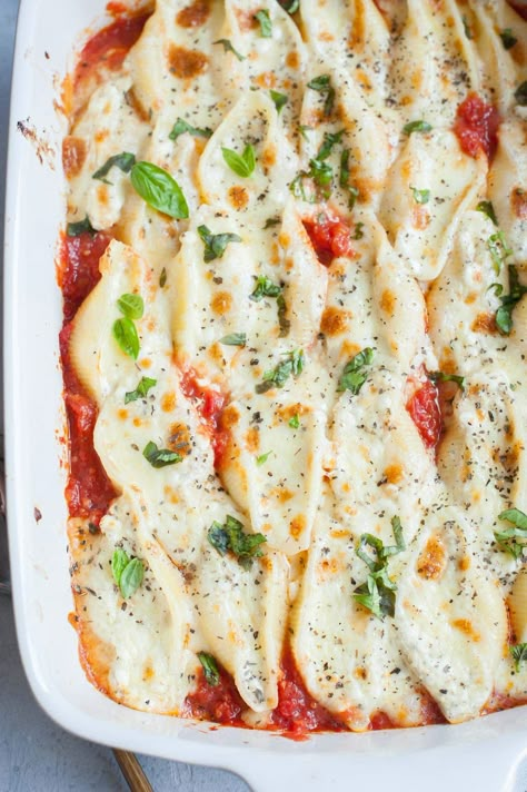 Cottage Cheese Stuffed Shells Manicotti Recipe With Cottage Cheese, Cottage Cheese Manicotti, Cottage Cheese Stuffed Shells, Manicotti With Cottage Cheese, Stuffed Shells Cottage Cheese, Stuffed Shells With Cottage Cheese, Stuffed Shells Recipes, Cheese Recipes Easy, Healthy Stuffed Shells