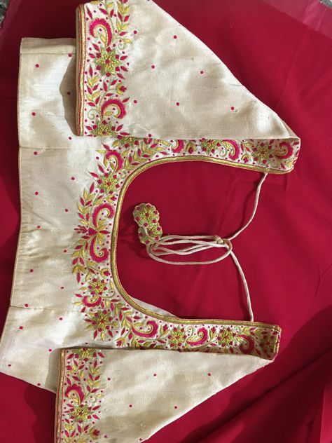 Cream Colour Blouse Work Designs, Cream Maggam Work Blouses, Cream Colour Blouse Designs, White Work Blouse, Maggam Blouses, Blouse Works, Latest Bridal Blouse Designs, Cutwork Blouse, Boat Neck Blouse Design