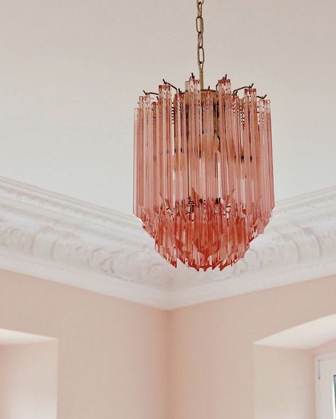 Pink Chandelier, Deco Home, Art Deco Home, Decoration Inspiration, Luminaire Design, Lighting Inspiration, Scandinavian Home, Home Interiors, Feel Inspired