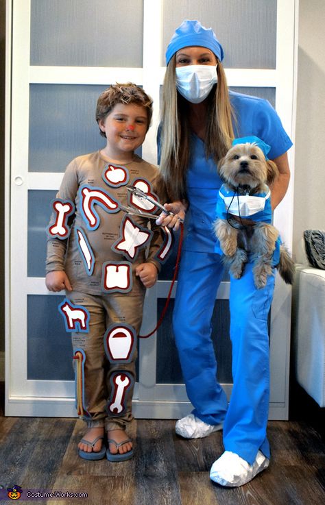 Family Medical Costumes, Operation Diy Costume, Diy Operation Game Costume, Operation Costume Couple, Operation Halloween Costume Diy, Operation Couples Costume, Operation Costume Diy, Doctor And Patient Costume, Operation Halloween Costume