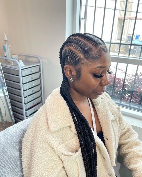 6 Stitch Braids, Pretty Braids, Braided Hairstyles For Black Women Cornrows, Big Box Braids Hairstyles, Cute Braided Hairstyles, Stitch Braids, Feed In Braid, Protective Hairstyles Braids, Natural Hair Styles Easy