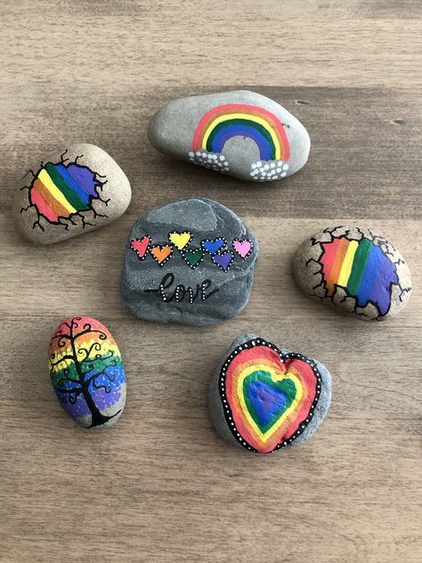 Pride Rocks, Pride Rock, Rainbow Paint, Paint Rock, Kindness Rocks, Miniature Crafts, Hand Painted Rocks, Rock Crafts, Rock Painting