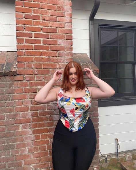 Plus Size Hairstyles, Barbie Ferreira, Tight Dress Outfit, Outfit Trends, Curvy Girl Outfits, Ginger Hair, Curvy Outfits, Beautiful Hijab, Celebrity Outfits