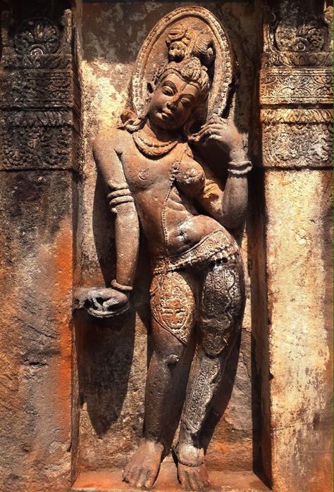 Hindu Cosmos : Photo Anunnaki Gods, Kailasa Temple, Hindu Cosmos, Shiva And Parvati, Sculpture Drawing, Historical Sculptures, Ma Durga, Ancient Indian Art, Indian Temple Architecture