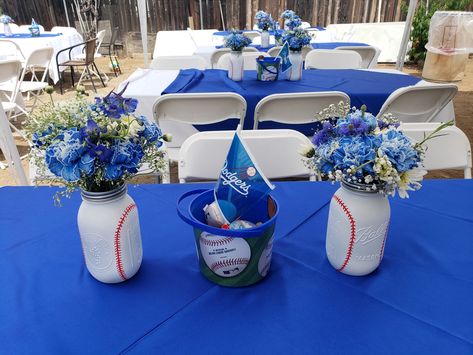 Dodger Theme Centerpieces, Dodgers Centerpieces Ideas, Dodger Centerpieces Ideas, Dodger Baby Shower Ideas, Dodger Theme Birthday Party, Baseball Centerpiece Ideas, Dodgers Baby Shower Ideas, Dodger Party, Dodgers Birthday Party