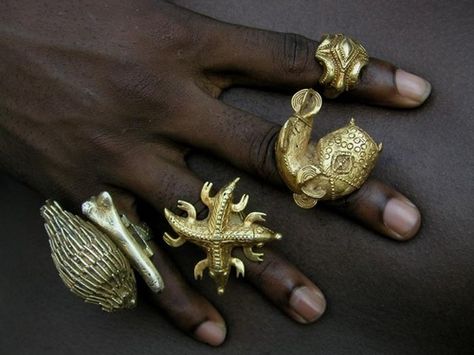 jimmypongo:  Ohene nsateaa Ashanti People, Royal Rings, African Jewellery, African Gold, African Royalty, Afrique Art, Dope Jewelry, Ancient Jewelry, African Jewelry