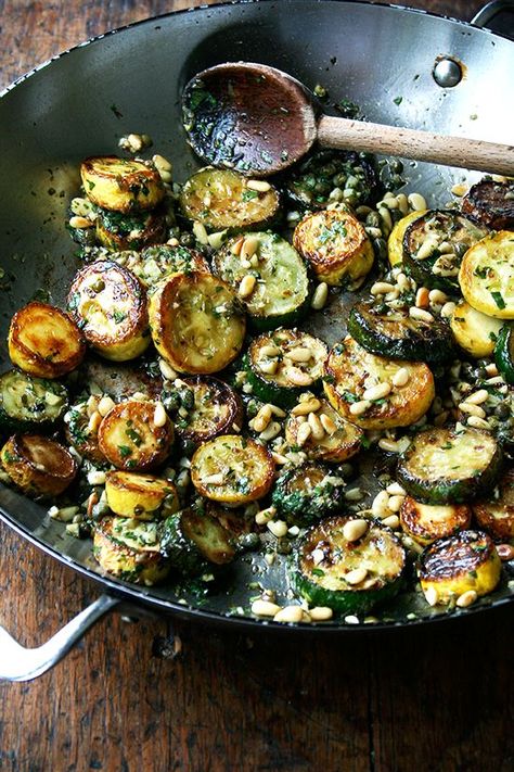 Sautéed Zucchini with Mint, Basil & Pine Nuts Sautéed Zucchini, Sauteed Zucchini, Makanan Diet, Veggie Dishes, Pine Nuts, Vegetable Dishes, Vegetarian Dishes, Side Dish Recipes, Veggie Recipes