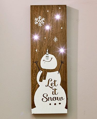 Wooden LED Holiday Signs Wooden Signs Diy, Pallet Christmas, Pallet Crafts, Navidad Diy, Holiday Signs, Snowman Crafts, Christmas Wall Art, Diy Signs, Christmas Wood