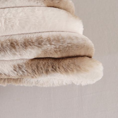 Crafted with care, designed for comfort—take a peek behind the scenes of our Rabbit Fur Plush Cushion Cover. 🌟 #BehindTheScenes Faux Fur Decor, Living Room Nordic, Pillow Living Room, Faux Fur Pillow, Fur Pillow, Nordic Decor, Striped Cushions, Sofa Pillow, Sofa Throw