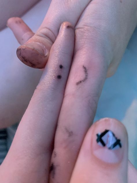 Small Stick And Poke Tattoo Matching, Bsf Stick And Poke, Best Friend Stick And Poke Tattoos, Stick And Poke Tattoo Matching, Matching Stick And Pokes, Stick And Pokes, Best Friend Tattoo, Stick Poke, Stick Poke Tattoo