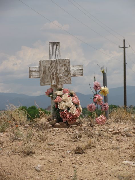 New Mexico roadside cross Roadside Memorial, New Mexico Style, Northern New Mexico, Southern Gothic, New Mexican, Land Of Enchantment, All Things New, Gorgeous Sunset, Stars At Night