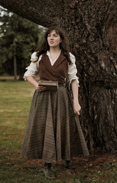 Anne Of Green Gables Outfit Inspiration, Little Women Outfit Ideas, Little Women Fashion, Little Women Outfit, Women Fashion Aesthetic, Academia Moodboard, Dark And Light Academia Aesthetic, Vintage Womens Clothing, Light Academia Aesthetic