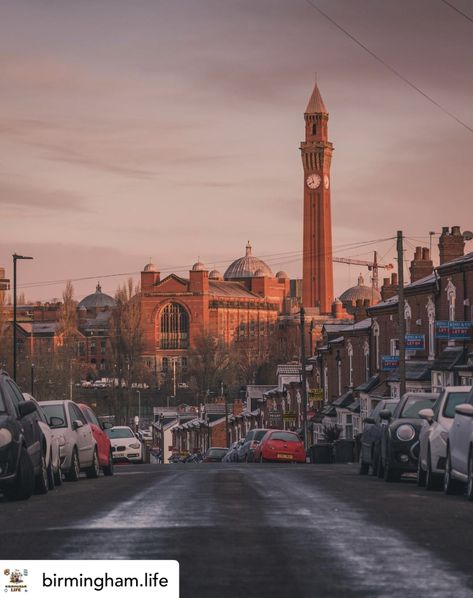 University Of Birmingham Uk, University Of Birmingham Aesthetic, Birmingham Uk Aesthetic, Classics Student, Coloured Houses, University Aesthetic, Moving To England, University Of Birmingham, World Map Wallpaper