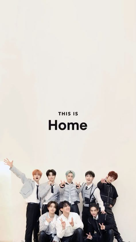 Skz Home Screen Wallpaper, Stray Kids Wallpaper Group Picture, Stray Kids Cute Wallpaper, Stray Kids Phone Wallpaper, Stray Kids Wallpaper Aesthetic, Casual Wallpaper, Stray Kids Wallpapers, Stray Kids Lockscreen, Stray Kids Ot8