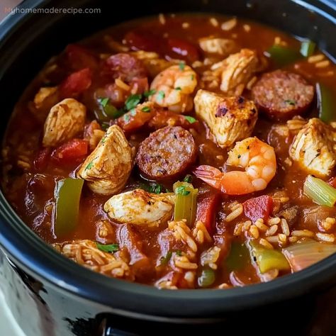 Delicious Slow Cooker Jambalaya Recipe - My Home Made Recipe Slow Cooker Chicken Jambalaya, Slow Cooker Jambalaya Soup, Crockpot Jambalaya Recipe Slow Cooker, Jambalaya Recipe Easy Crock Pot, Crockpot Jambalaya Recipe, Gluten Free Jambalaya, Jambalaya Recipe Slow Cooker, Crock Pot Jambalaya, Jambalaya Crockpot