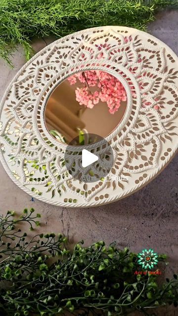 Clay Mirror Art, How To Draw Patterns, Clay Mirror, Lipan Art, Online Art Courses, Art Live, Coloring Techniques, Lippan Art, Adding Details