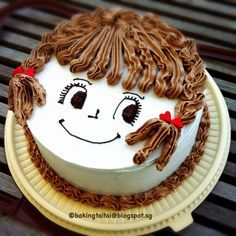 Cake Designs For Girl, Cake Designs For Kids, Doll Birthday Cake, Buttercream Cake Designs, Resipi Kek, Chocolate Cake Designs, Decor Cake, Simple Cake Designs, Cake Decorating Piping