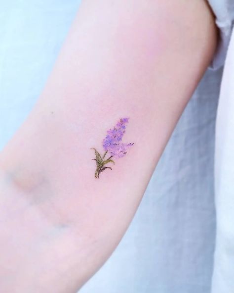 Fine Line Flower Tattoo Lilac, Dainty Lilac Tattoo, Yellow Flowers Tattoo, Purple Lilac Tattoo, Simple Lilac Tattoo, Lilac Tattoo Black And White, Lilac Flower Tattoo, Lilac Tattoos, Yellow Rose Tattoo