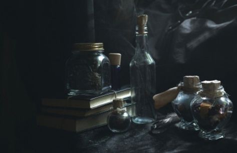 harry potter, harry, potter, harry potter aesthetic, dark harry potter, dark harry potter aesthetic, slytherin, slytherin aesthetic, knockturn alley, diagon alley, knockturn alley aesthetic, diagon alley aesthetic, dark aesthetic, witchcraft, witchcraft aesthetic, potions Potions Aesthetic, Witch Meme, Dark Harry, Free Cash App Money, Witch Tools, Dark Witch, Slytherin Aesthetic, Life Is Tough, Harry Potter Hogwarts