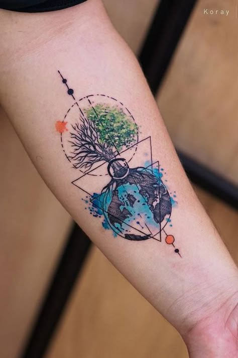 Incredible Tree Tattoo Ideas That Many can Inspire From | Glaminati Small Forearm Tattoos, Cool Forearm Tattoos, Tree Tattoo Designs, Inspiration Tattoos, Forearm Tattoo Women, Tree Of Life Tattoo, E Tattoo, Tattoo Life, Forearm Tattoo Men