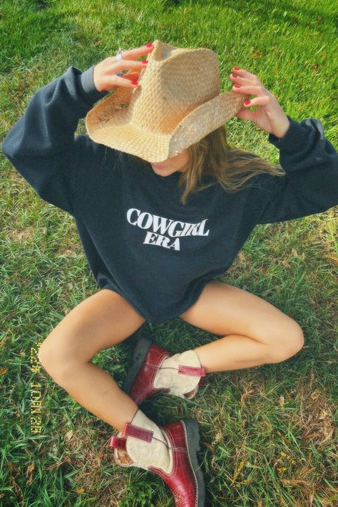 Bringing the COWGIRL aesthetic to a whole new level. It's not just a trend, or a style, it's a whole new ERA that is being born. Join the COWGIRL ERA now! Comfiest and cutest crewnecks around! Cowgirl Era, Tin Haul, Cute Crewneck, Looks Country, Cowgirl Aesthetic, Last Ride, Western Aesthetic, All Jeans, Concert Fits