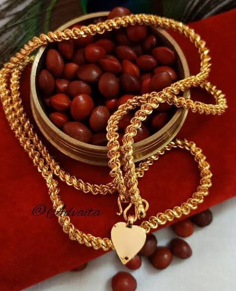 Kerala Thali Mala Design, Kerala Thali Designs Gold, Kerala Thali Locket, Thali Chain Designs Gold, Wedding Thali, Thali Designs, Thali Chain, Mens Gold Chain Necklace, Kids Gold Jewelry