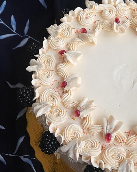 a cake for my grandma’s 85th birthday 🎀🥺🎀 pomegranate orange cardamom chiffon soaked in three milks, maple roasted walnut hazelnut praline, saffron whipped cream, caramelized honey italian meringue buttercream ✨ Italian Birthday Cake, Caramelized Honey, Aesthetic 2025, Italian Birthday, Italian Meringue Buttercream, Orange Cardamom, Baked Desserts, Dark Food, Birthday Baking