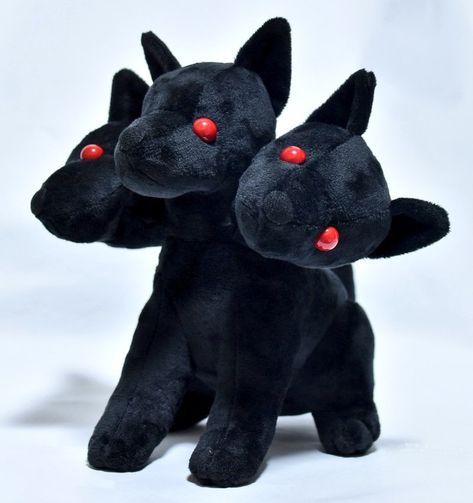 Creepy Stuffed Animals, Baby Bats, Sewing Stuffed Animals, Cute Stuffed Animals, Cute Little Things, Creepy Cute, Cute Plush, Future Baby, Stuffed Animals