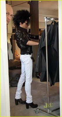 Bill Kaulitz and the fashion: April 2010 The Bodyguard, Hotel Meeting, Tokyo Hotels, Paris Shopping, Bill Kaulitz, Tom Kaulitz, Tokio Hotel, Hottest Celebrities, Stage Outfits