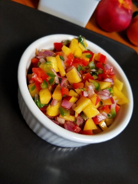 Nectarine Salsa, Grilled Pineapple Salsa, Chef John Recipes, Fresh Mango Salsa, Mango Salsa Recipes, Salsa Guacamole, Single Book, Homemade Salsa Recipe, Mexican Snacks