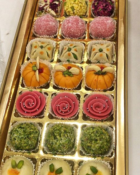 Indian Sweets Box, Diwali Mithai, Indian Deserts, Egyptian Desserts, Peda Recipe, Mithai Boxes, Bridal Boutique Interior, Sweet Box Design, Surprise Birthday Decorations