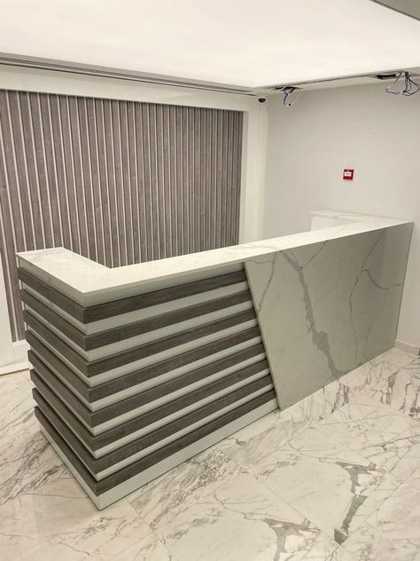 Modern Reception Counter, Office Reception Desks, Cash Counter Design, Modern Reception Desk Design, Office Counter Design, Reception Counter Design, Reception Table Design, Shop Counter Design, Store Shelves Design