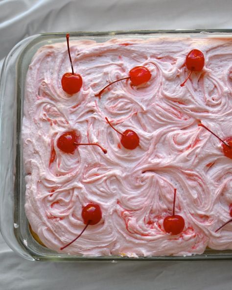 Yammie's Noshery: Shirley Temple Cake {7-up Cake with Whipped Cherry Buttercream} Shirley Temple Cake, Cherry Buttercream, 7up Cake, Buttercream Recipes, 7 Up Cake, Cake Mug, Maraschino Cherries, Child Star, 7 Up