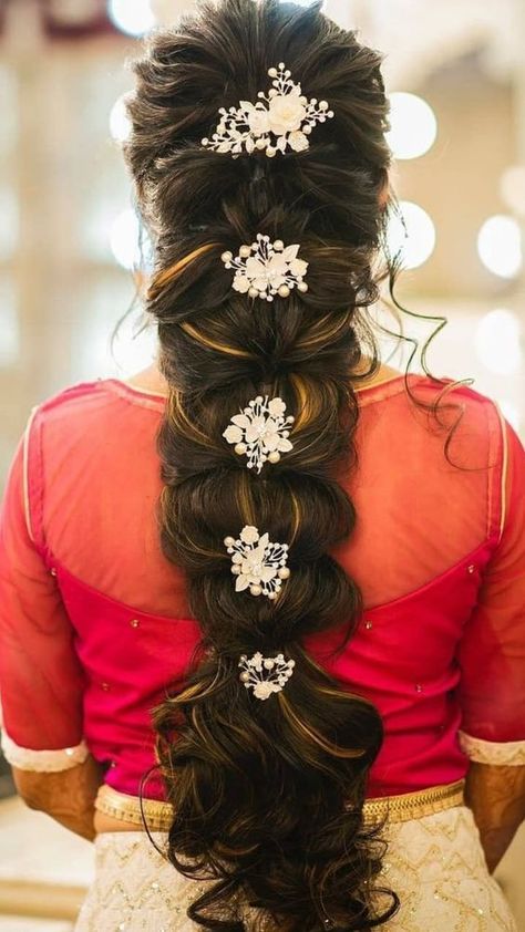 Indian Hair Styles For Weddings, Indian Bridal Hairstyles For Long Hair, Hairstyles For Short Hair Marriage, Hair For Marriage, Wedding Front Hairstyles, Messy Bride Hairstyles South Indian, Engagement Hairstyles Indian Brides, Bridal Choti Hairstyle, Ambada Hairstyle