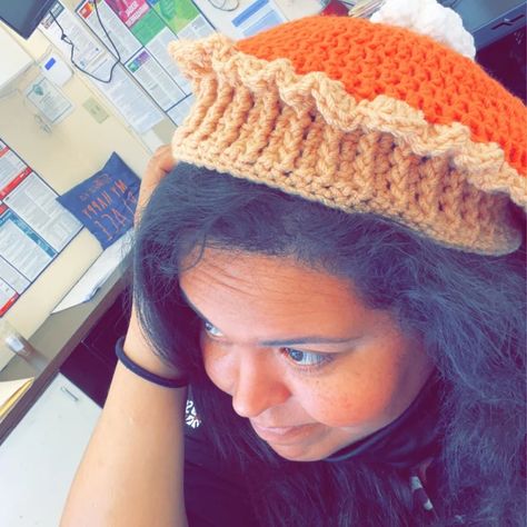 Crochet Pie Hat, Crochet Pumpkin Pie, Thanksgiving Hat, Thanksgiving Crochet, Pumpkin Festival, Hat Beret, Crochet Pumpkin, Berets, Crochet Beanie