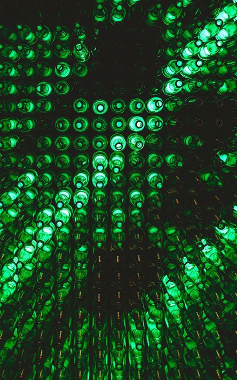 Wine Bottle Photography, Smash Glass, Wallpaper Texture, Green Glass Bottles, Bottle Wall, Green Bottle, Idea Board, Bottle Lights, Copper Finish