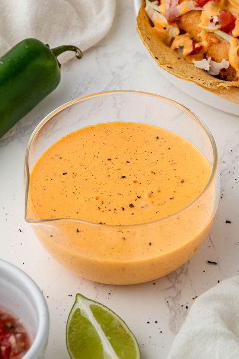 Baja Sauce Recipe, Taco Bell Baja Sauce, Baja Sauce, Veggie Dip, Tex Mex Recipes, Food Favorites, Quick Weeknight Meals, Cat Recipes, Taco Bell