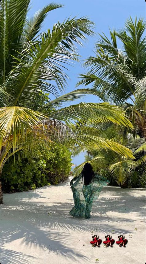 Maldive Outfit Ideas, Maldives Vacation Outfits, Maldives Aesthetic Outfits, Bahamas Aesthetic Outfits, Bahamas Photo Ideas, Bahamas Photoshoot, Cancun Photo Ideas, Cruise Inspo Pics, Cruise Aesthetic Pics