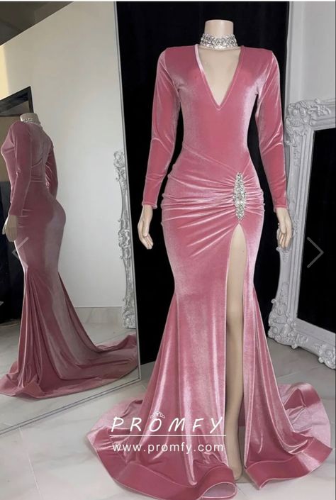 Dark Red Bridesmaid Dresses, Prom Dress With Train, Velvet Prom Dress, Military Ball Dresses, Pink Party Dresses, Red Bridesmaid Dresses, Prom Dresses Long With Sleeves, Dress Silhouette, Evening Gowns Formal