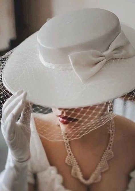 Mid Length Wedding Dress, Wedding Planning Details, Veiled Hats, Bridal Hat, Elegant Hats, White Hat, Wedding Hats, Fascinator Hats, Beautiful Hats