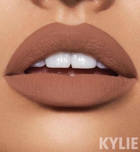 Hazel Brown Matte Lipstick, Light Pink Lip Gloss, Kylie Lips, Brown Lipstick, Kylie Cosmetic, Lip Swatches, Hair Creations, Nude Lipstick, Lip Kit