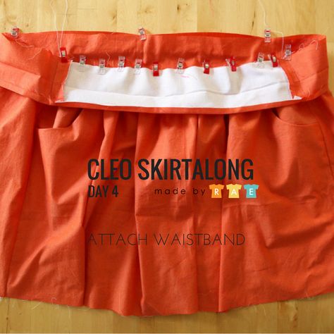 Cleo skirtalong Day 4 / attach waistband Indie Patterns, Diy Skirts, Garment Construction, Moms Crafts, Elastic Thread, Seam Ripper, Skirt Belt, The Last Day, To Day